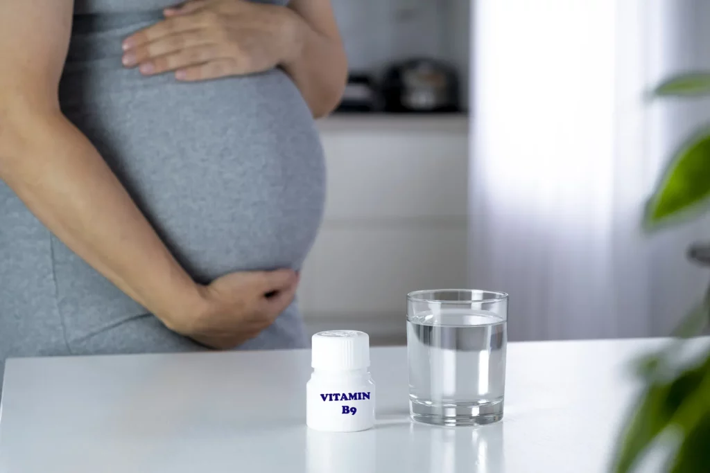 Značaj folne kiseline (vitamina B9) u trudnoći 1 Folna kiselina u trudnoci